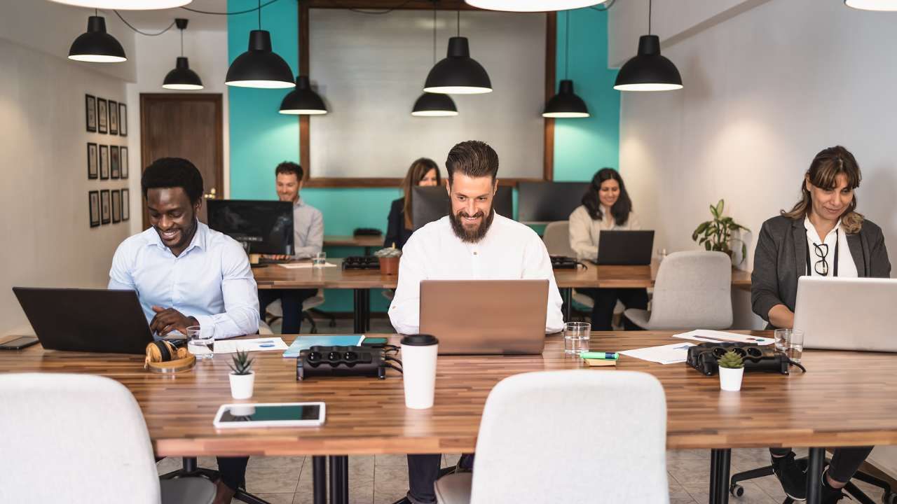 Coworking Tips: What to Bring to a Co-Working Space